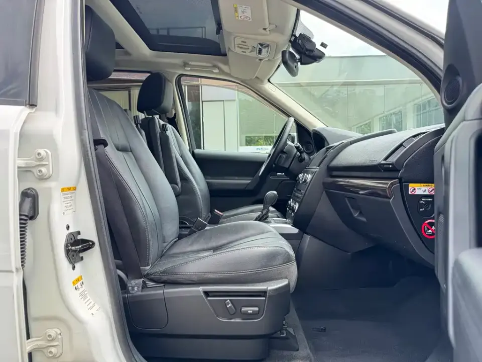 Land Rover Freelander 2