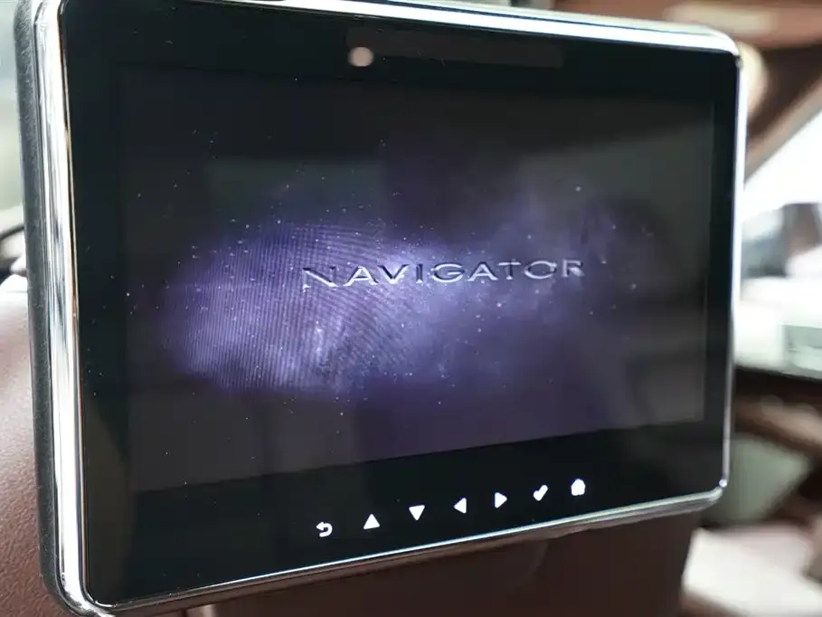 Lincoln Navigator