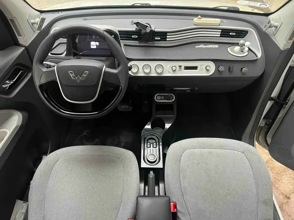Wuling MINIEV