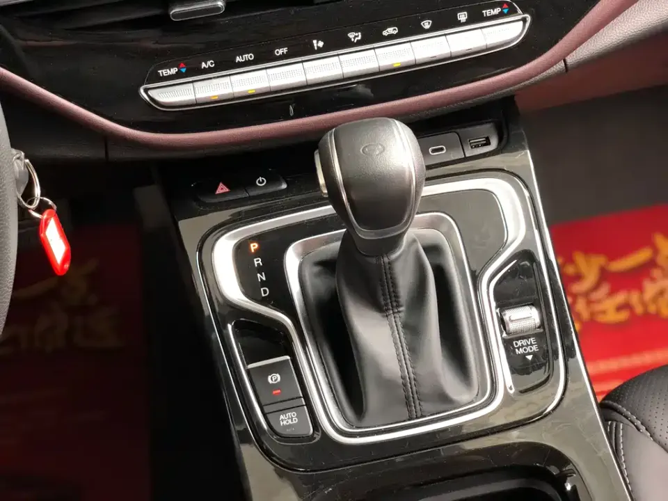 GAC Trumpchi M6