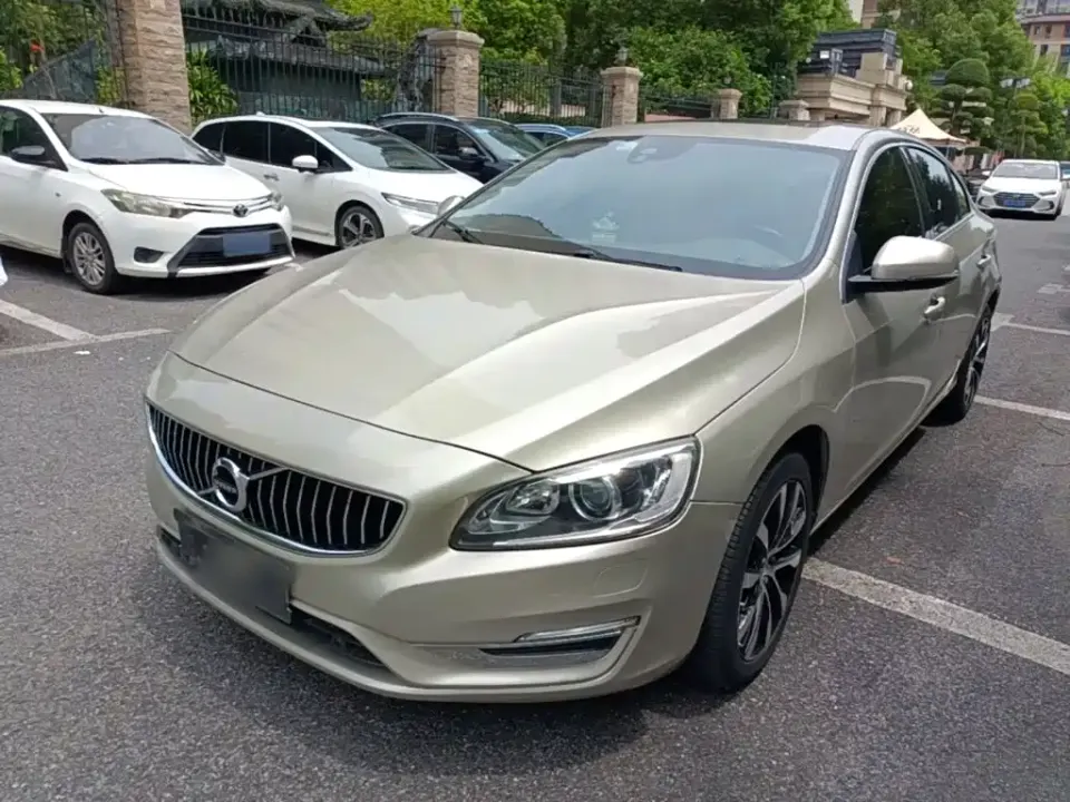Volvo S60