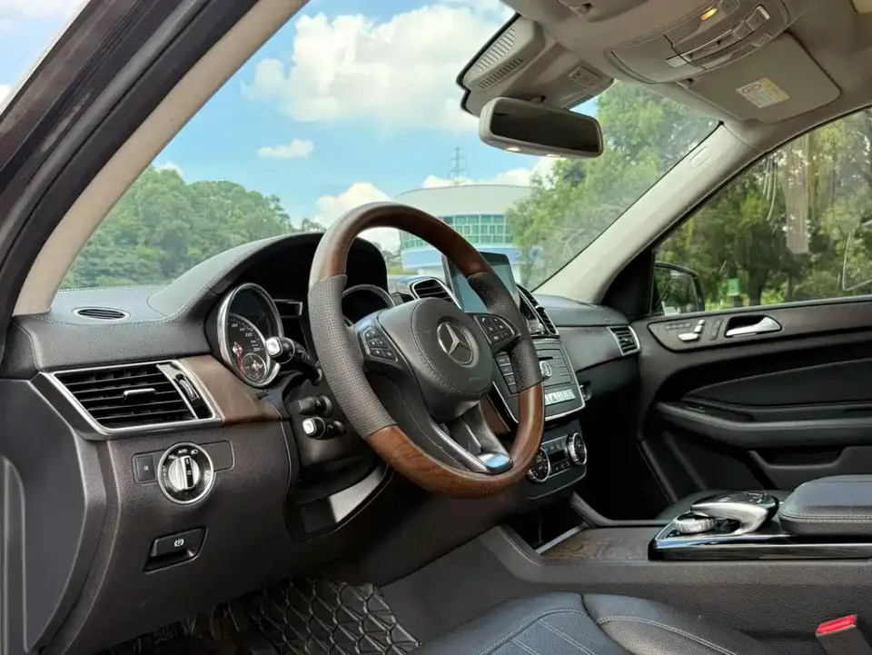 Mercedes-Benz GLS