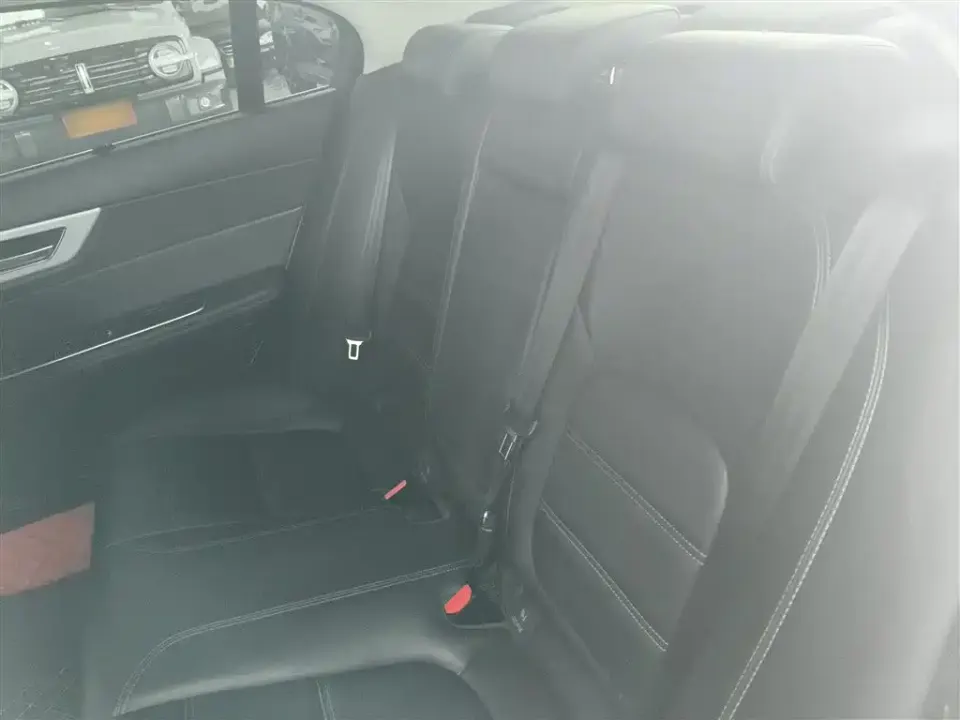Jaguar XEL