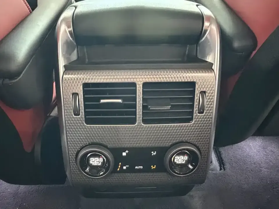 Land Rover Sport