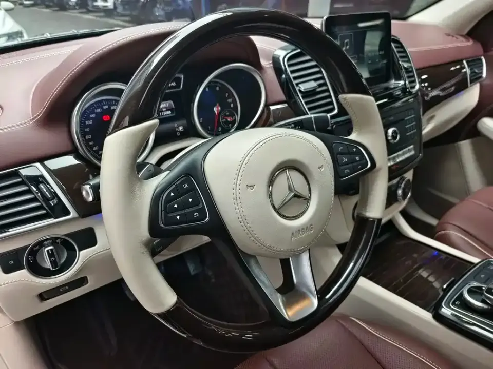 Mercedes-Benz GLS