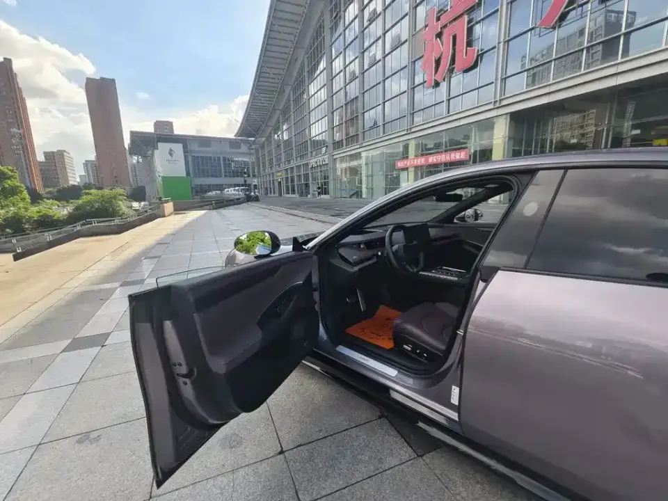 Xiaomi SU7