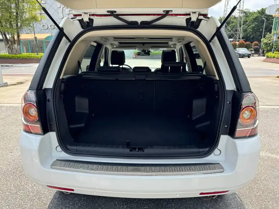 Land Rover Freelander 2