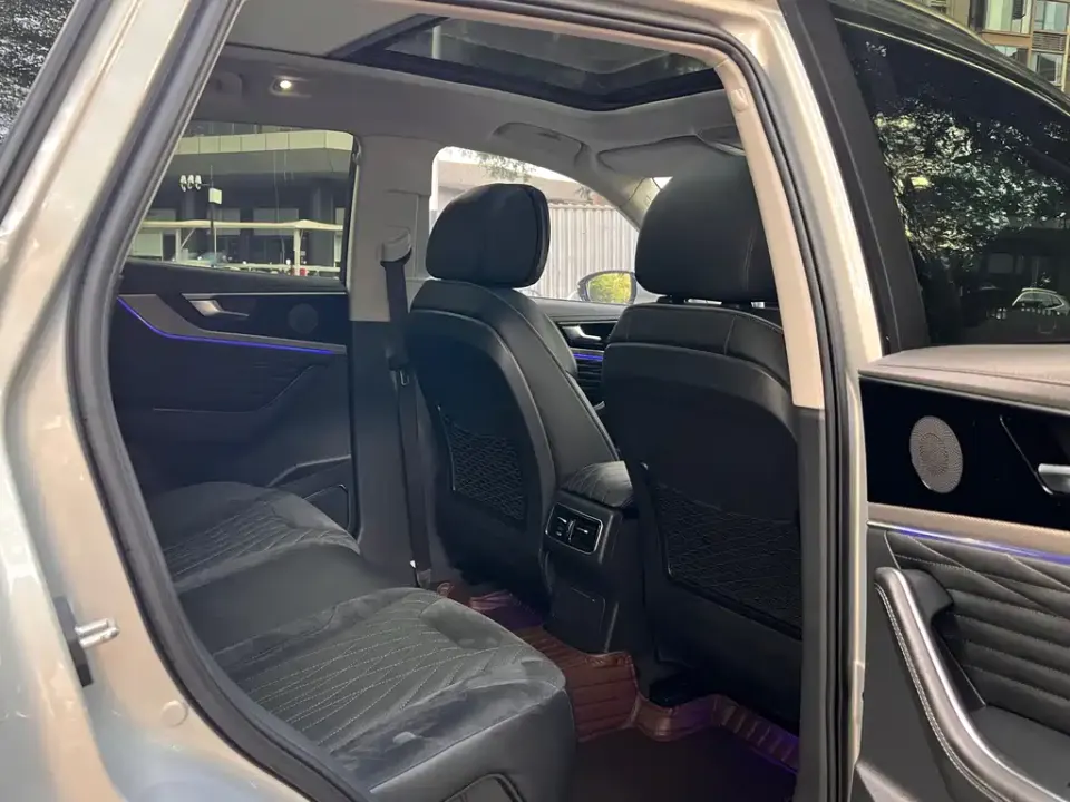 Hongqi Hongqi HS5