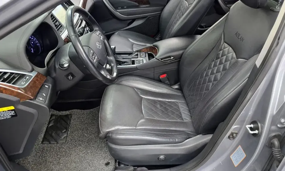 Hyundai Aslan