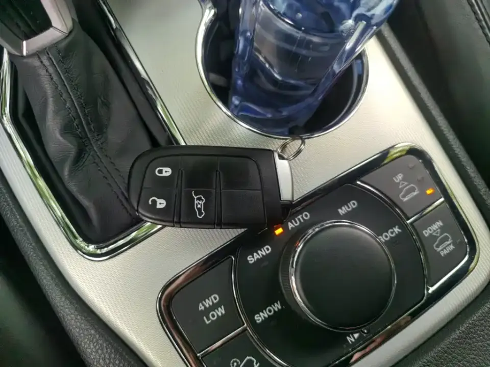 Jeep Grand Cherokee (Import)