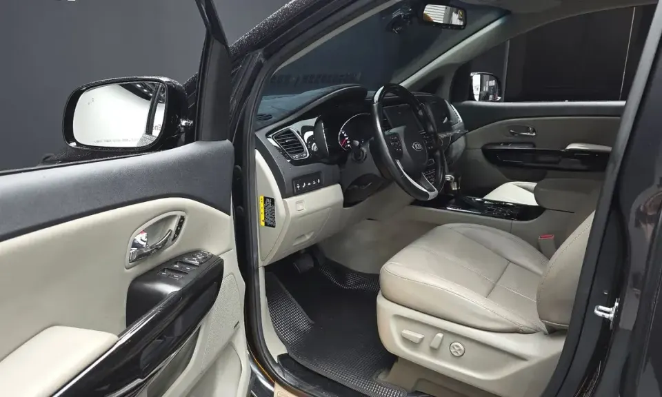 Kia Canival