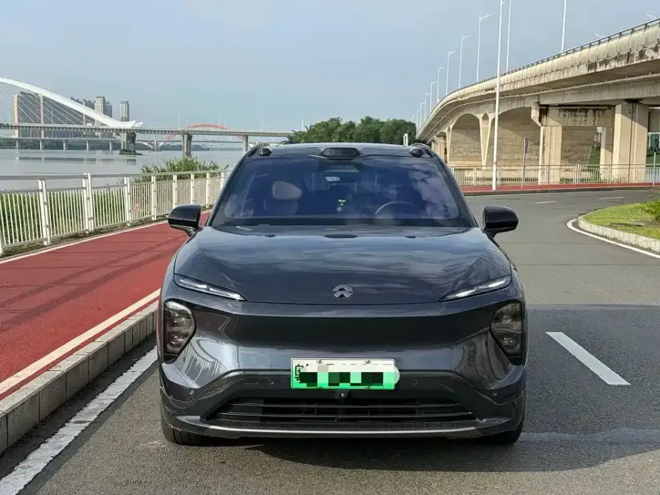 Nio ES7