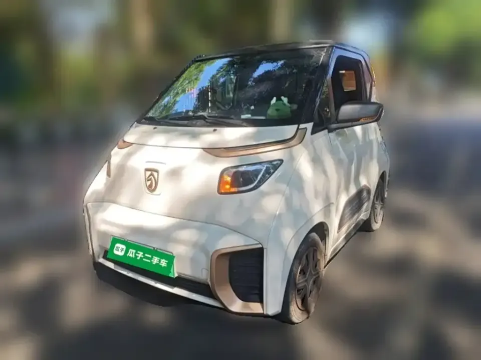 Baojun E200