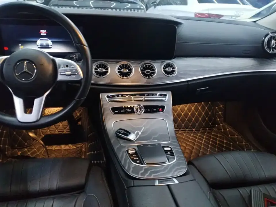 Mercedes-Benz CLS