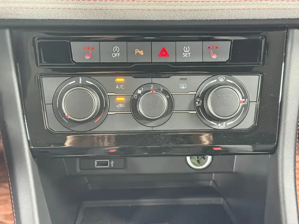 Jetta VS7