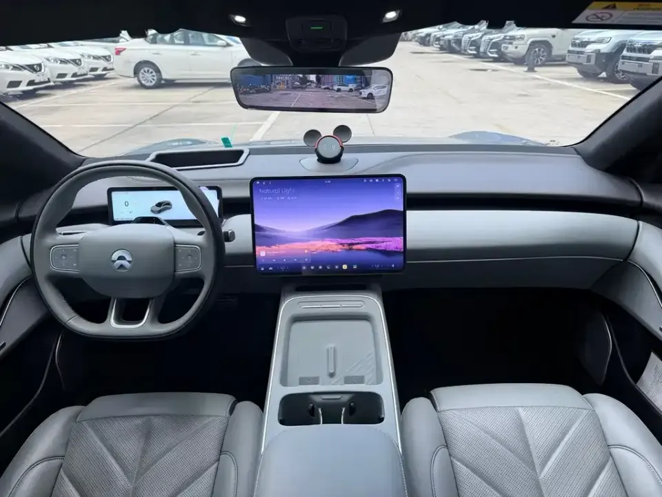 Nio ET5T