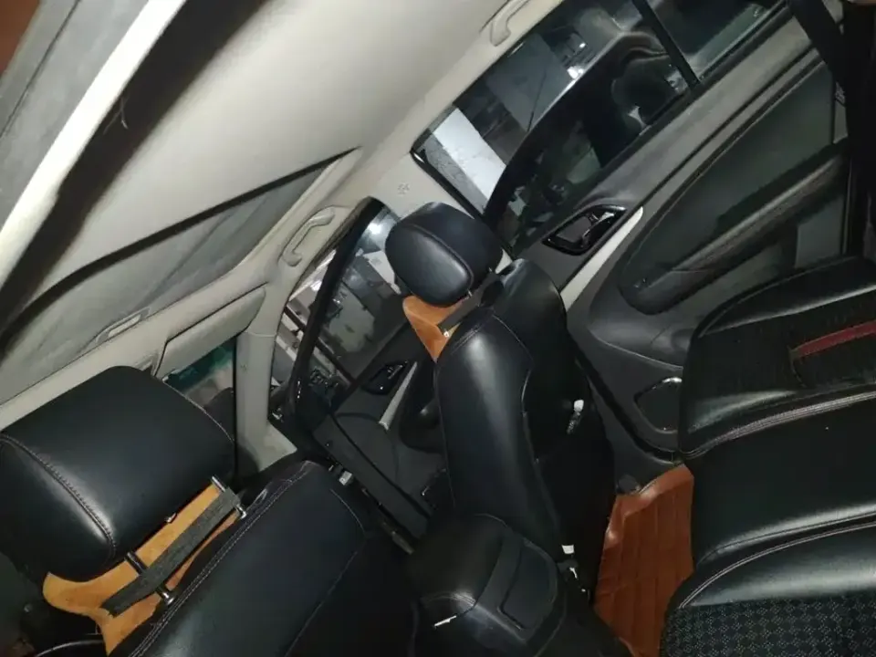 BYD S7