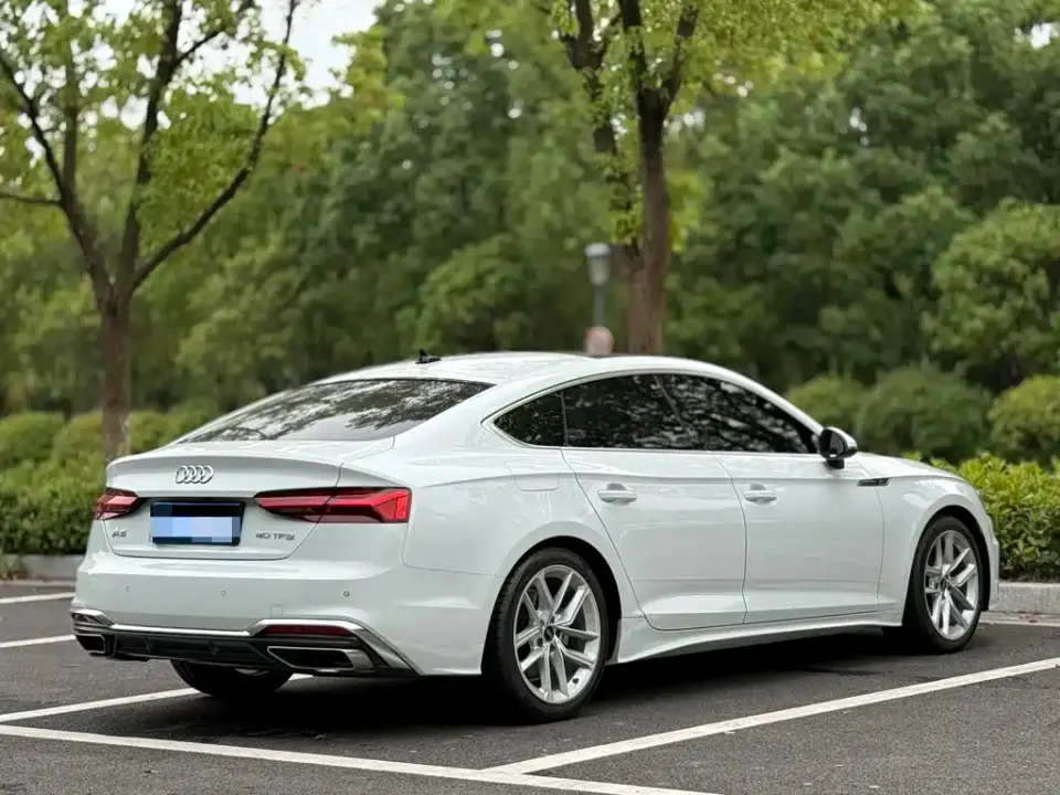 Audi A5 (Import)