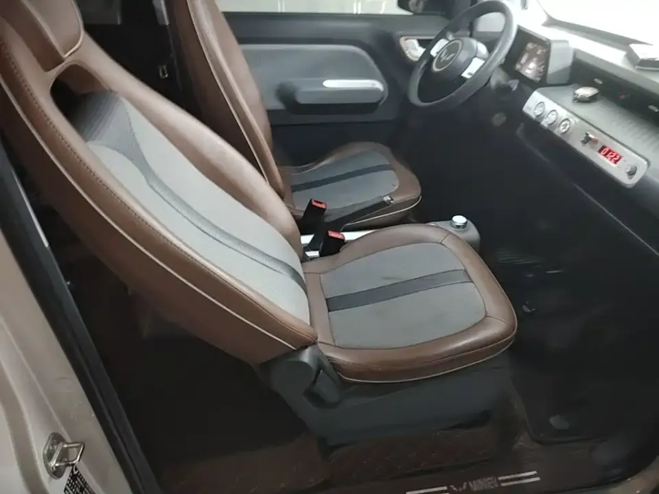 Wuling MINIEV