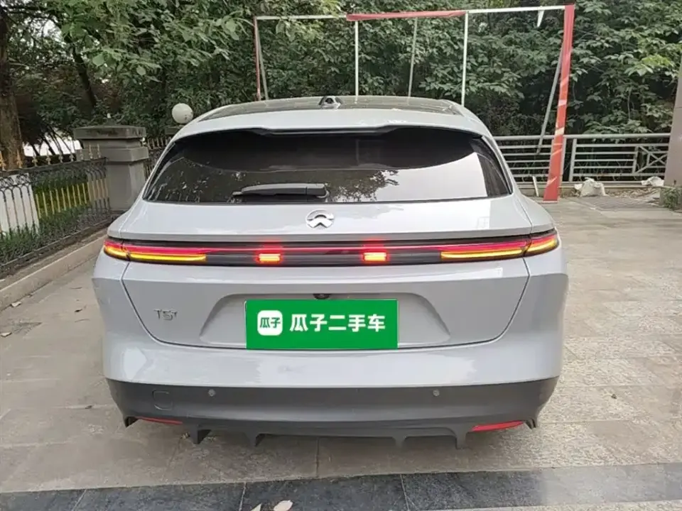 Nio ET5T