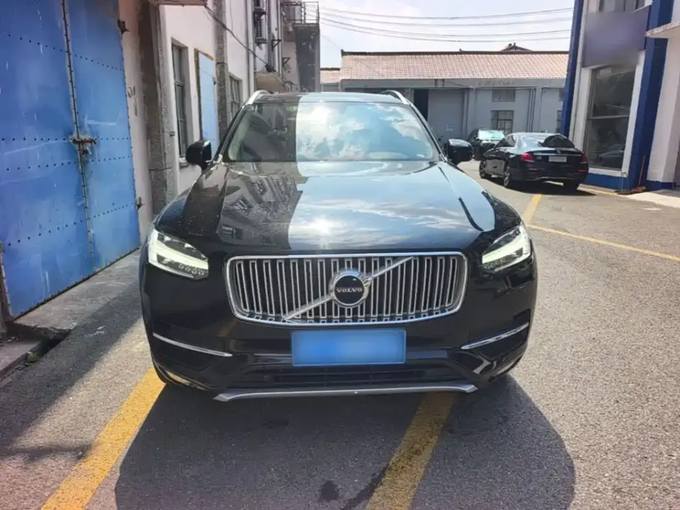 Volvo XC90