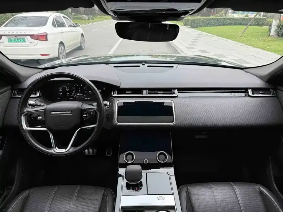 Land Rover Velar