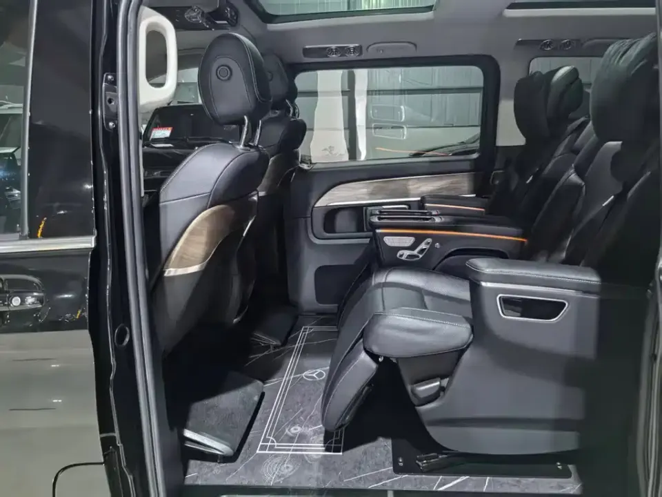 Mercedes-Benz V-Class