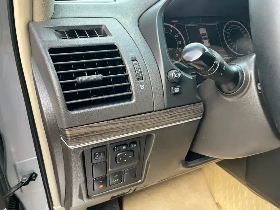 Toyota Prado (Import)