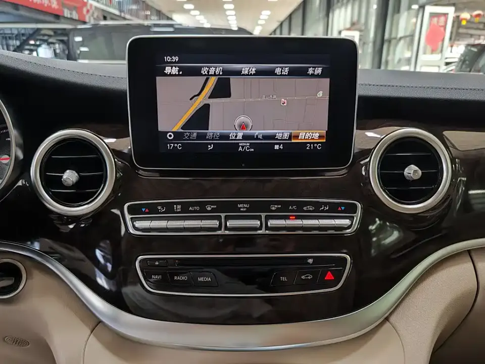 Mercedes-Benz V-Class