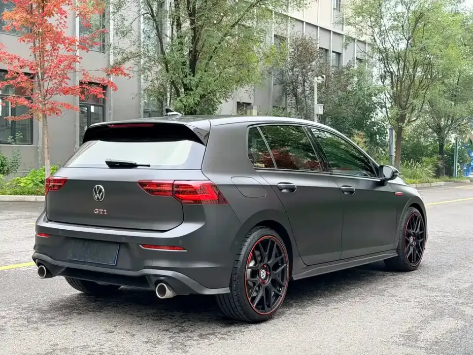 Volkswagen Golf GTI