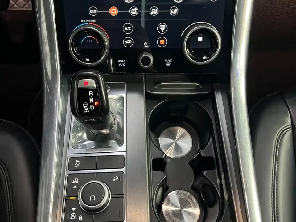 Land Rover Sport