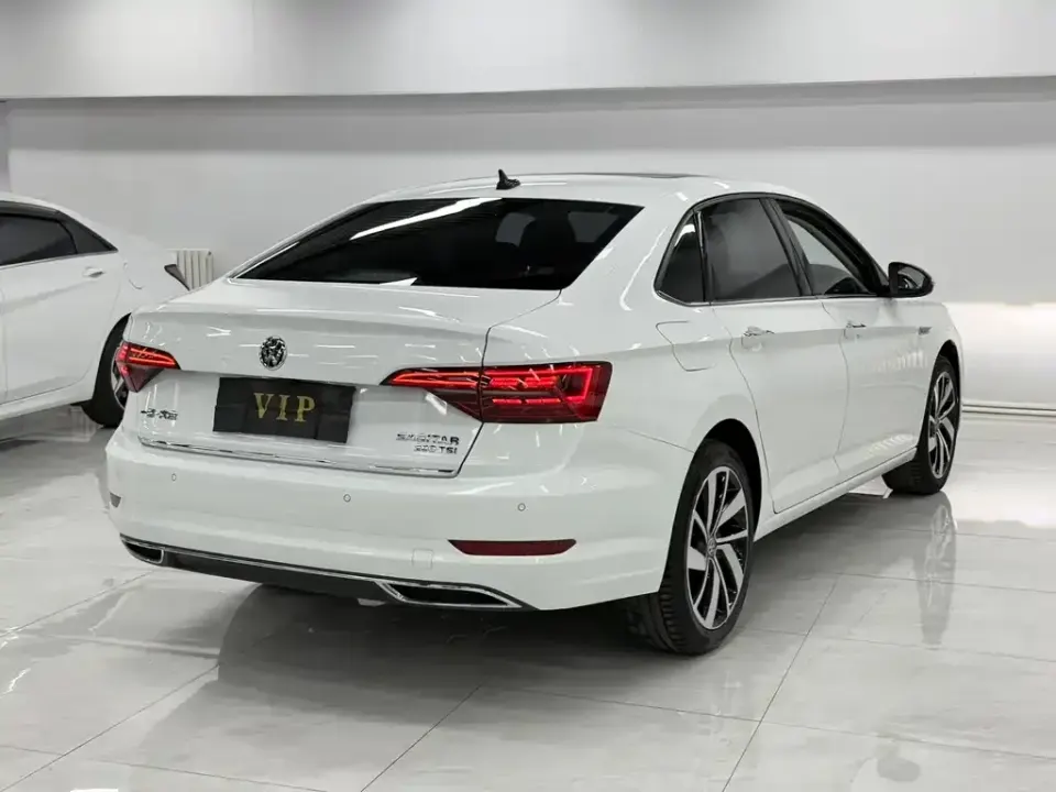Volkswagen Sagitar