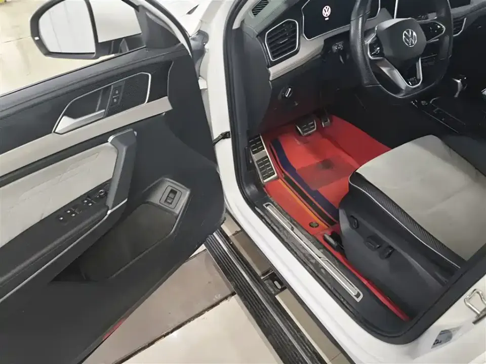 Volkswagen X