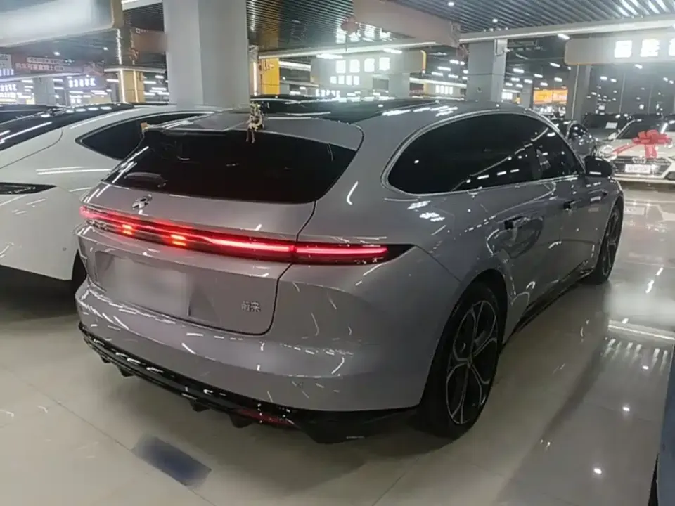 Nio ET5T