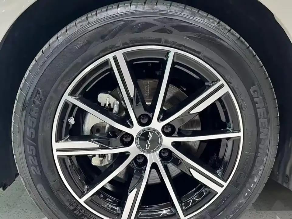 BYD Seal 06