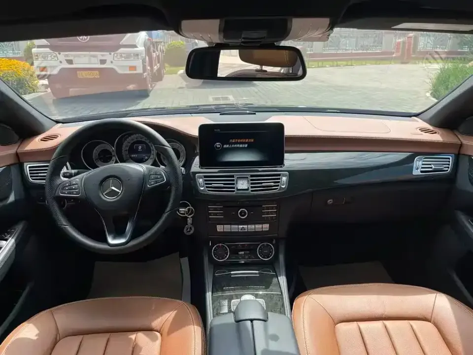 Mercedes-Benz CLS