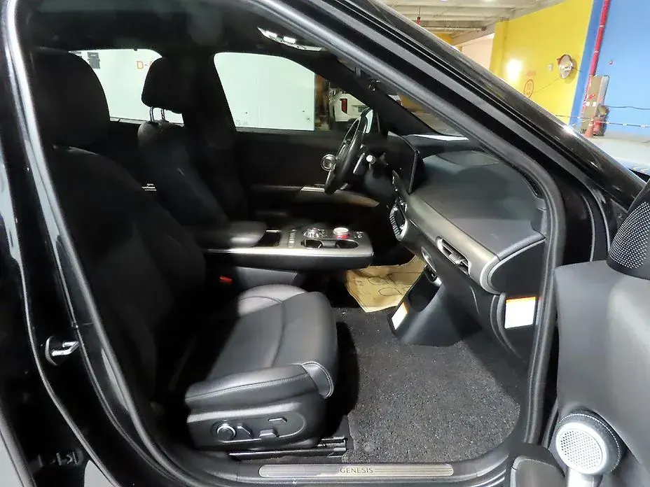 Genesis GV60