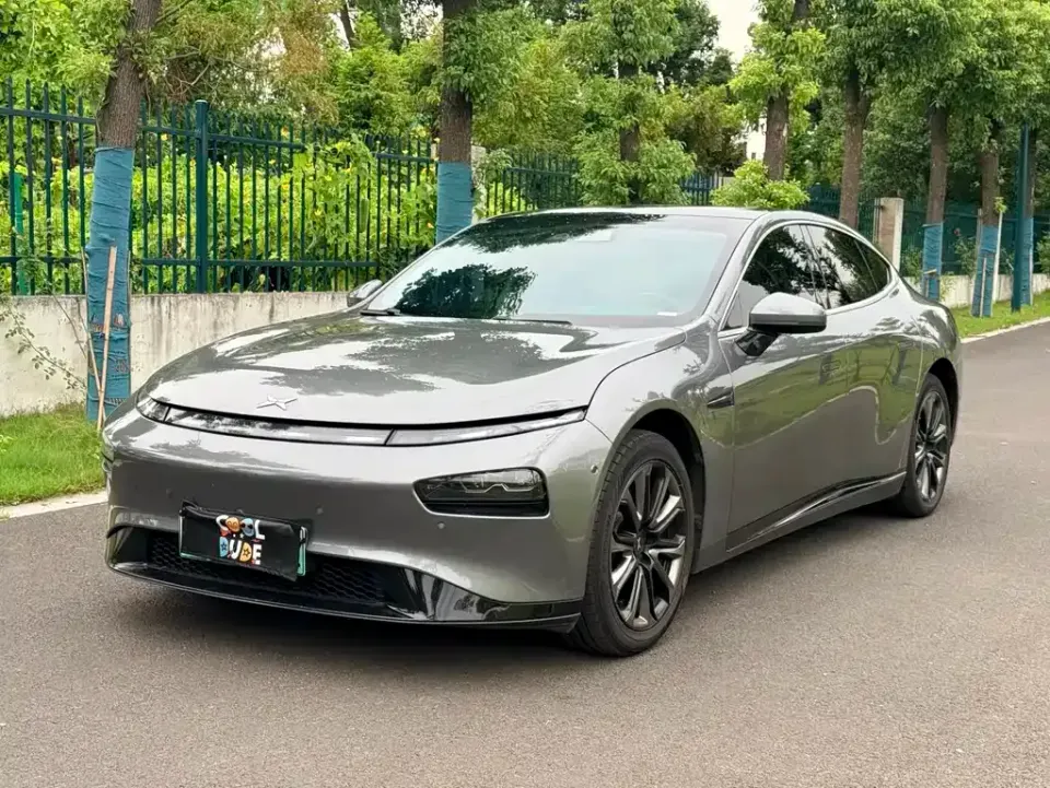 Xpeng P7