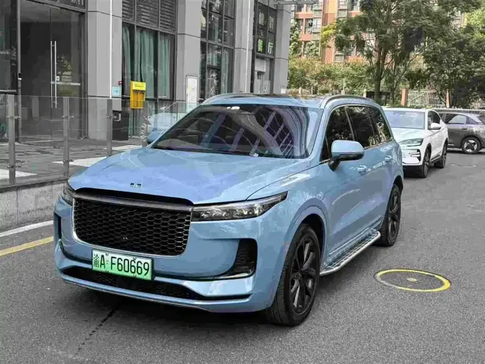 Li Li ONE