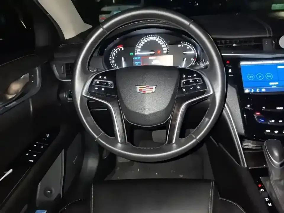 Cadillac XTS