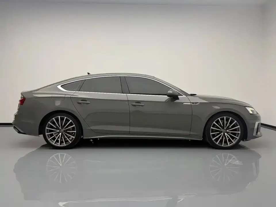 Audi A5 (Import)