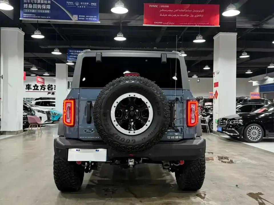 Ford Bronco