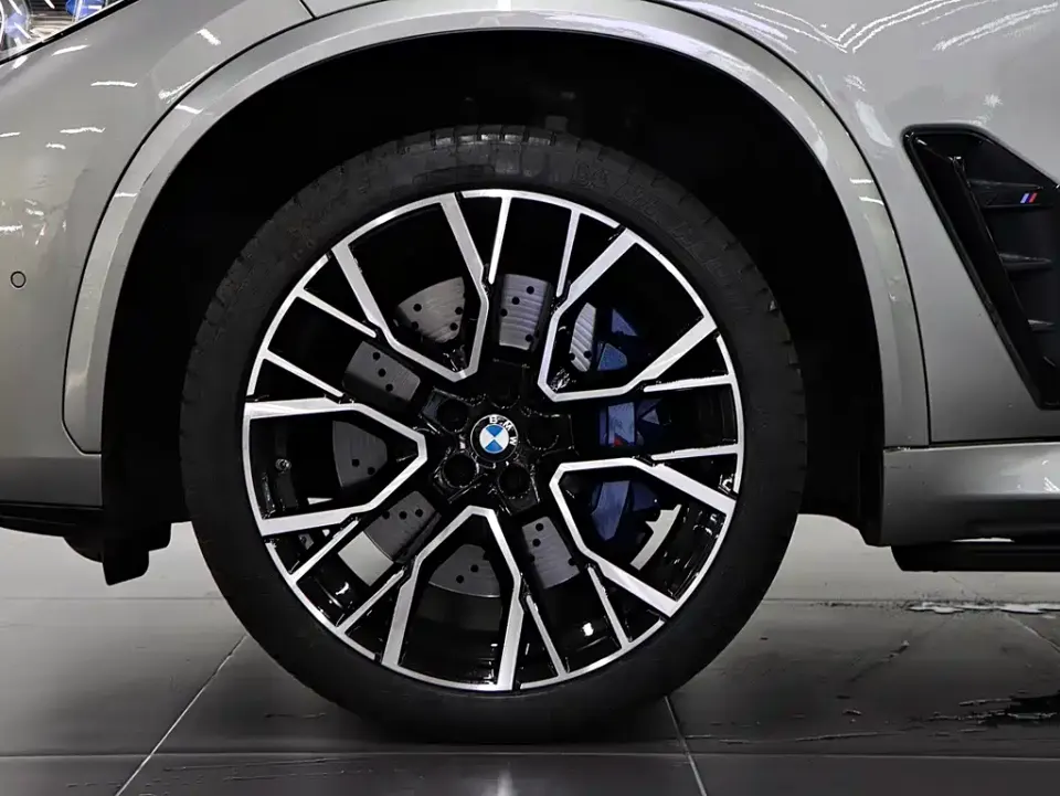 BMW X5 M