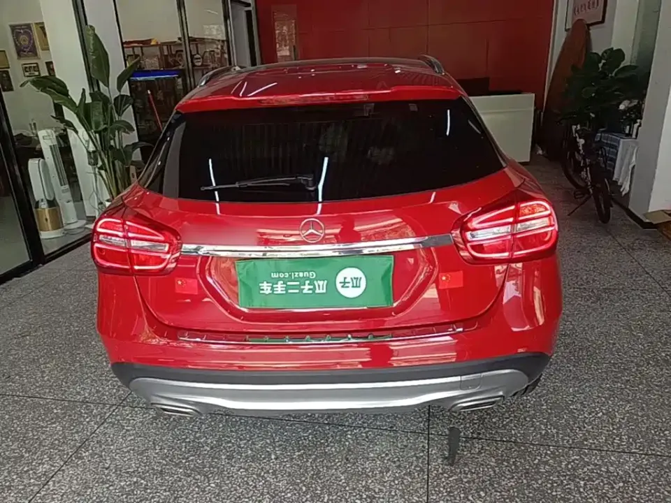 Mercedes-Benz GLA