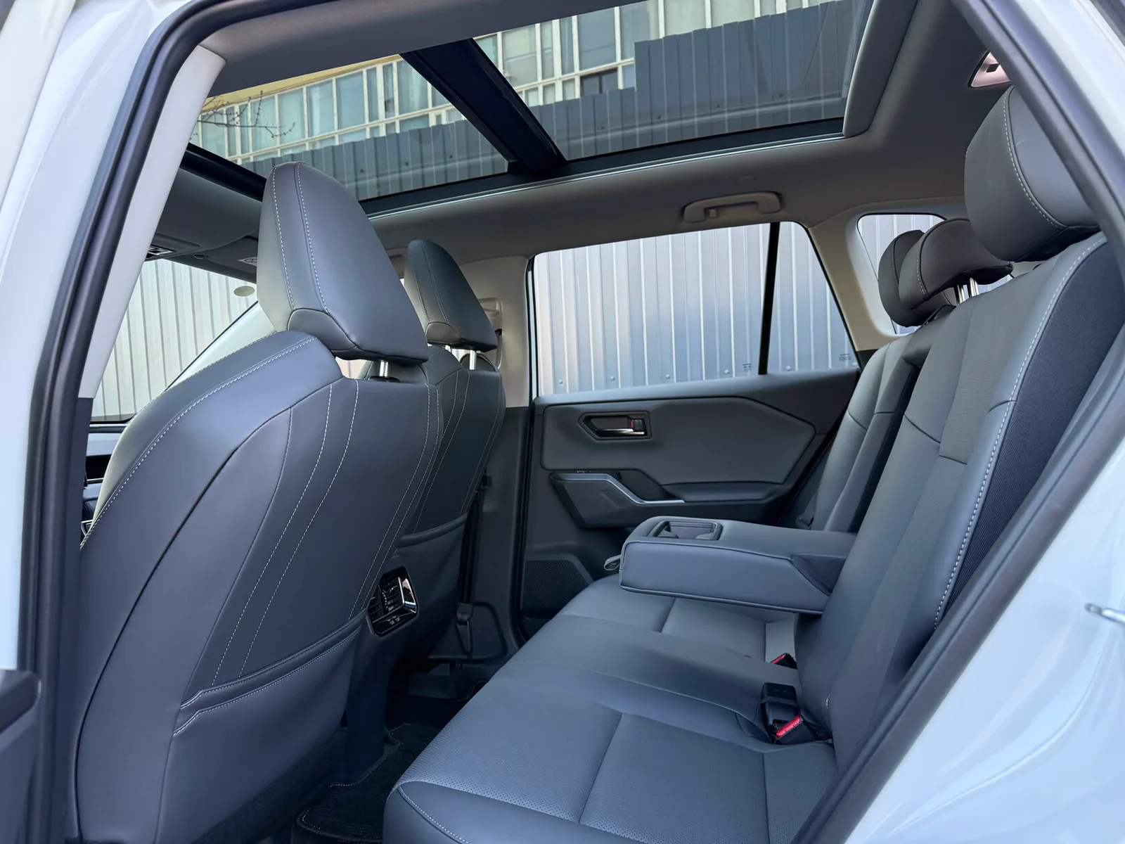Toyota RAV-4