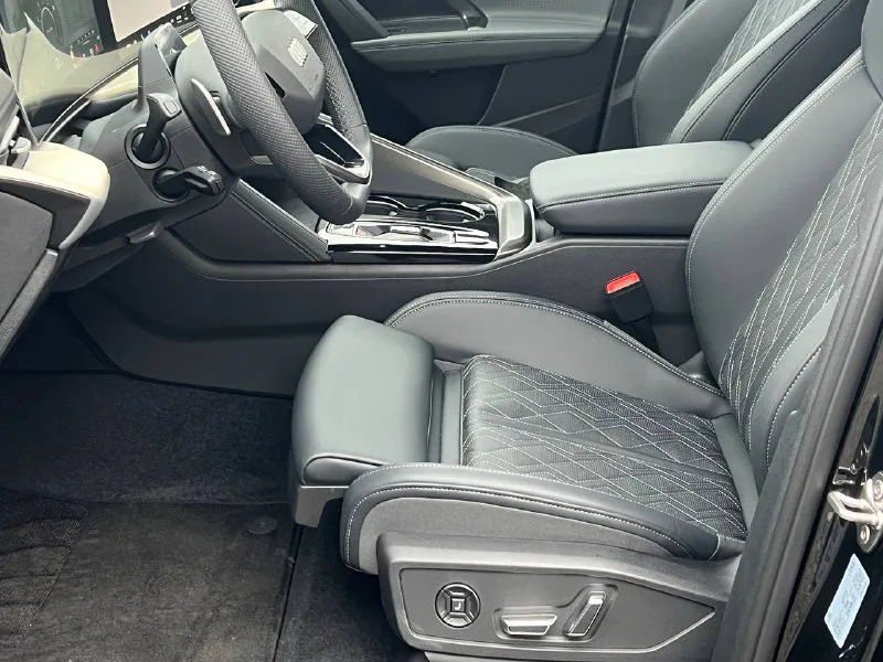 Audi Q5L 40 TFSI