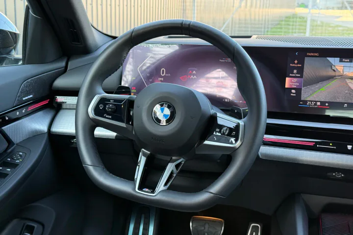 BMW 520i
