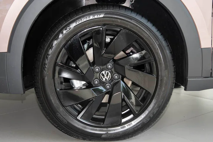 Volkswagen Tharu