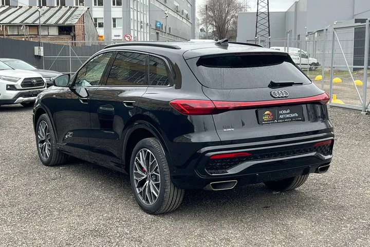 Audi Q5L 40 TFSI