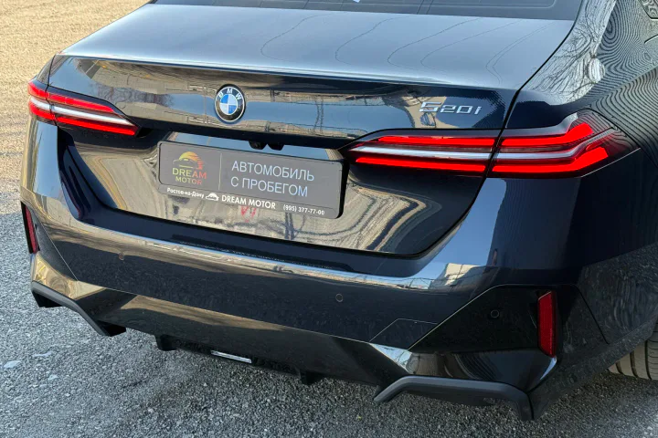 BMW 520i